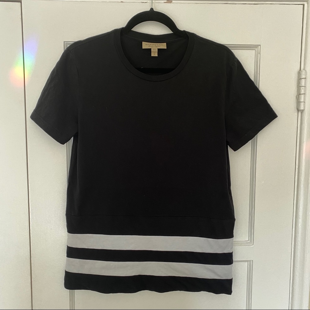 Burberry Tee - sz s